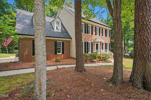 5217 Linksland Drive, Holly Springs, NC 27540