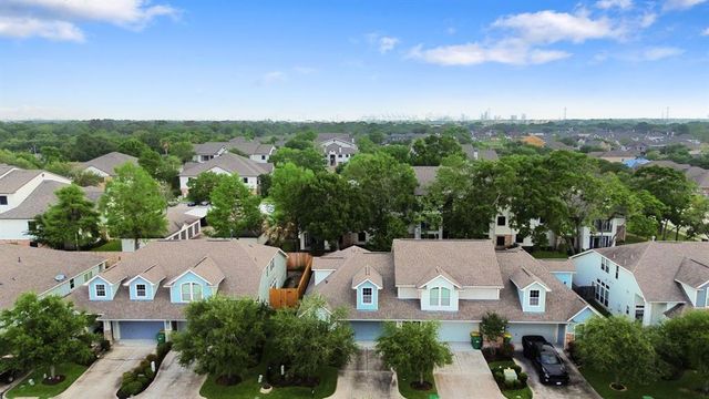 2816 Sand Dune Dr, Seabrook, TX 77586