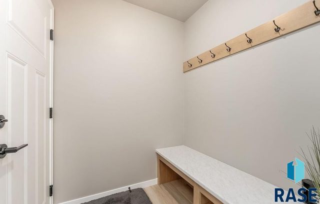 604 N Union Ave Avenue, Sioux Falls, SD 57110