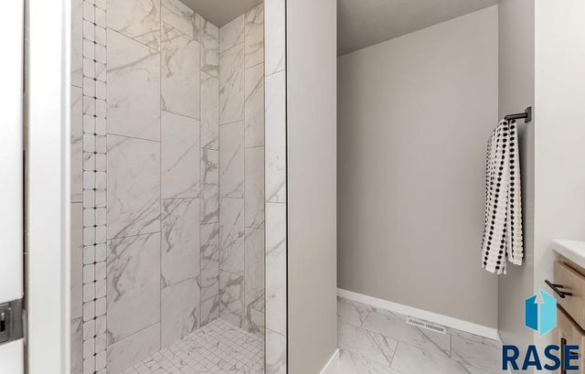 604 N Union Ave Avenue, Sioux Falls, SD 57110