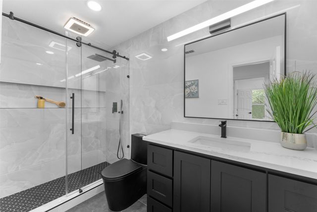 1155 Shores Boulevard, Rockwall, TX 75087