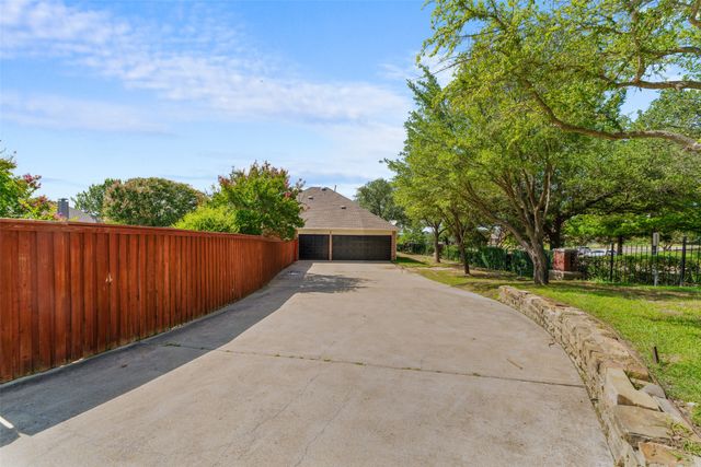 1155 Shores Boulevard, Rockwall, TX 75087