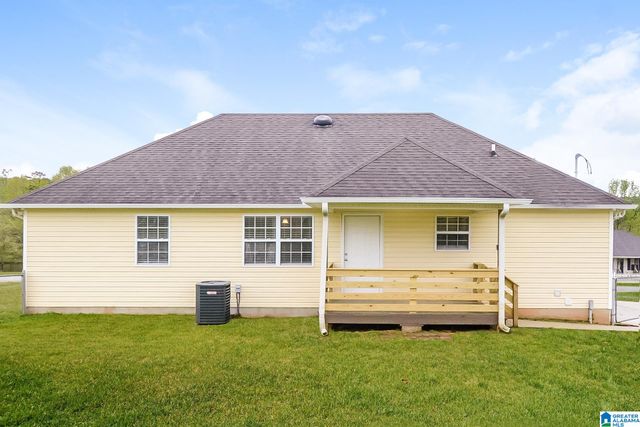 212 QUAIL HOLLOW ROAD, Warrior, AL 35180