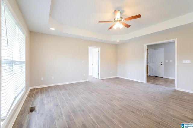 212 QUAIL HOLLOW ROAD, Warrior, AL 35180