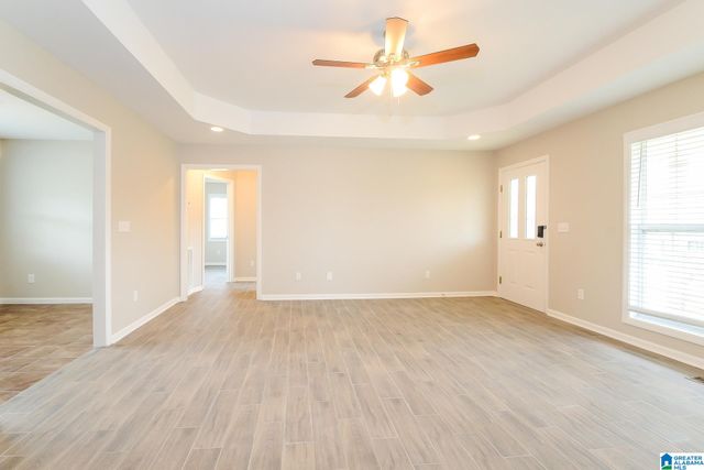212 QUAIL HOLLOW ROAD, Warrior, AL 35180