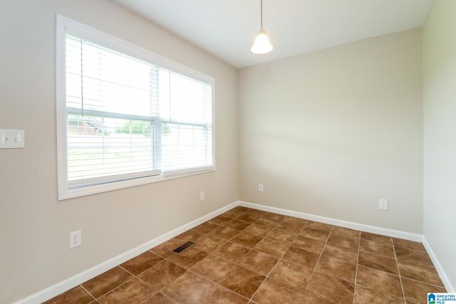 212 QUAIL HOLLOW ROAD, Warrior, AL 35180