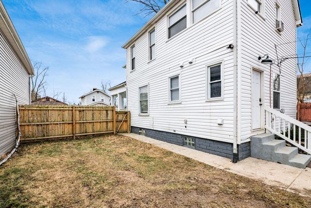 1450 Briarwood Avenue, Columbus, OH 43211