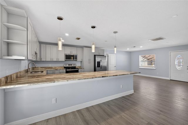 709 S DILLINGHAM AVE, Kissimmee, FL 34741