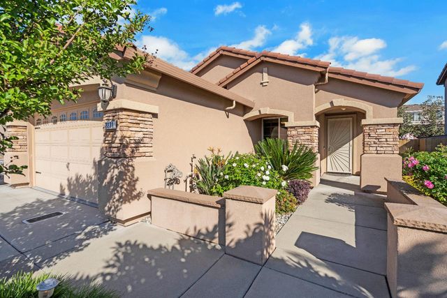 2231 Culpepper Ln, Lincoln, CA 95648