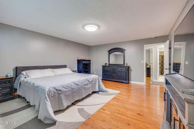 2440 Rivermont Drive, Kingsport, TN 37660