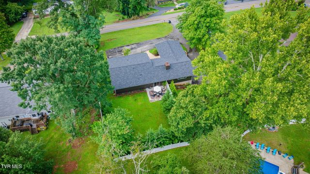 2440 Rivermont Drive, Kingsport, TN 37660