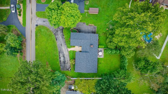 2440 Rivermont Drive, Kingsport, TN 37660