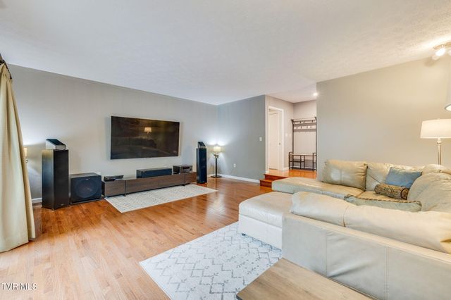 2440 Rivermont Drive, Kingsport, TN 37660