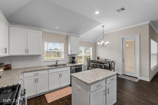 614 Aubrey Walk, Haughton, LA 71037