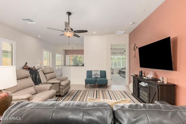 8653 E IVY Street, Mesa, AZ 85207