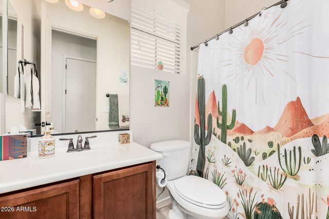 8653 E IVY Street, Mesa, AZ 85207