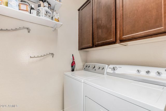 8653 E IVY Street, Mesa, AZ 85207