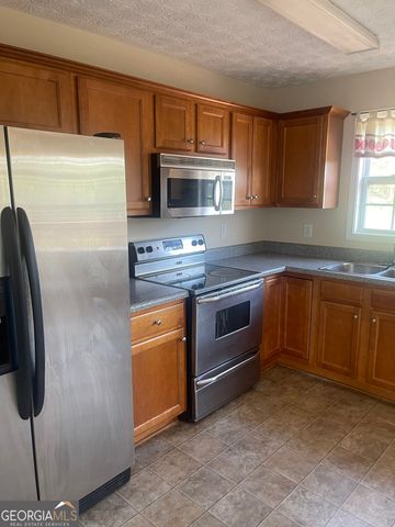 6 Hastings Court, Lagrange, GA 30240