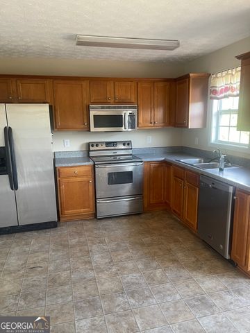 6 Hastings Court, Lagrange, GA 30240