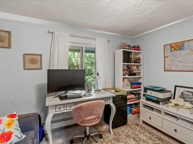 21 Woodvale Ave, Plymouth, MA 02360