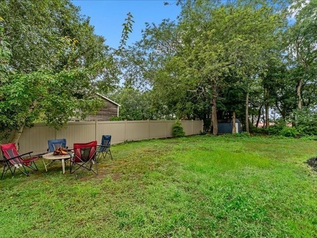 21 Woodvale Ave, Plymouth, MA 02360