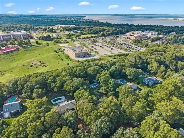 21 Woodvale Ave, Plymouth, MA 02360