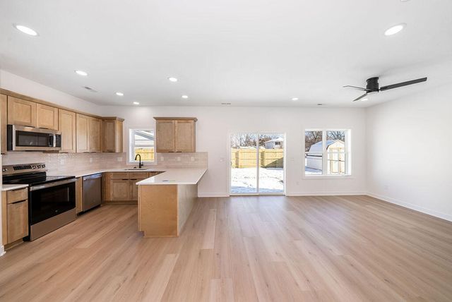 4823 NAVAJO Street, Council Bluffs, IA 51501