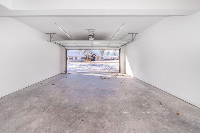 4823 NAVAJO Street, Council Bluffs, IA 51501