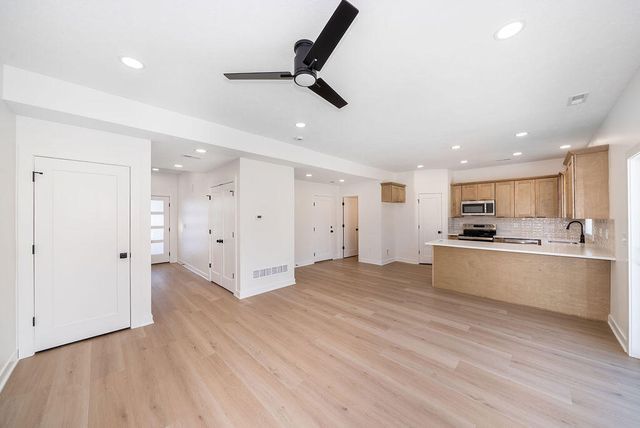 4823 NAVAJO Street, Council Bluffs, IA 51501