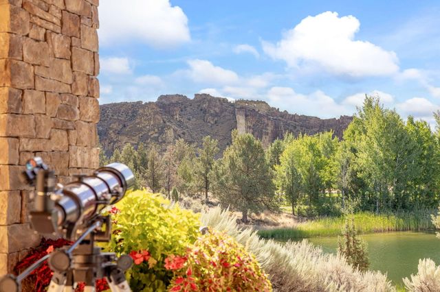 10444 NE Vineyard Way, Terrebonne, OR 97760