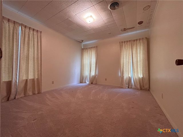 614 Apollo Drive, Edna, TX 77957