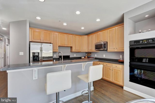 1903 PICCARD DR, Rockville, MD 20850