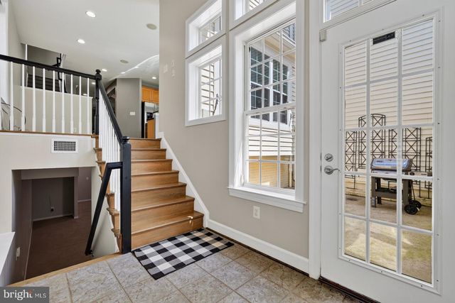 1903 PICCARD DR, Rockville, MD 20850