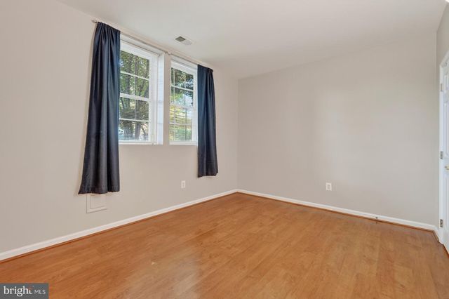 1903 PICCARD DR, Rockville, MD 20850