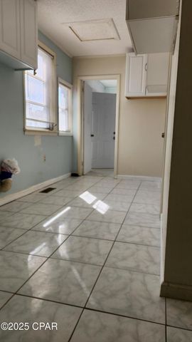 6073 Devorak Drive, Marianna, FL 32446