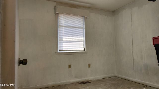 6073 Devorak Drive, Marianna, FL 32446