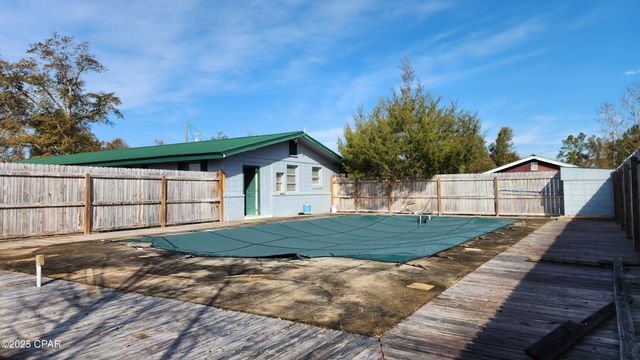 6073 Devorak Drive, Marianna, FL 32446