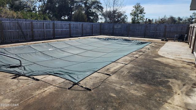 6073 Devorak Drive, Marianna, FL 32446