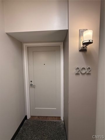 214 Kinne Street 202, Dewitt, NY 13204