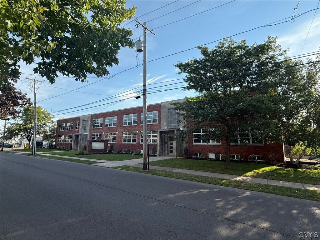 214 Kinne Street 202, Dewitt, NY 13204