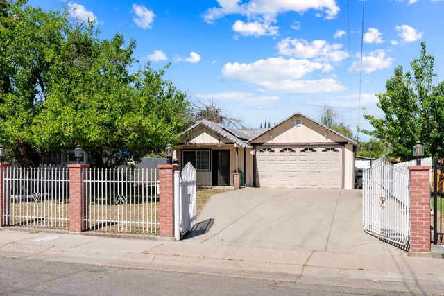 477 Lampasas Ave, Sacramento, CA 95815