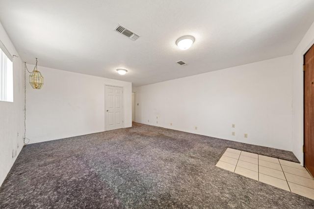 477 Lampasas Ave, Sacramento, CA 95815