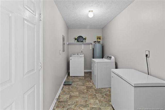 5410 Harding Drive, Hope Mills, NC 28348