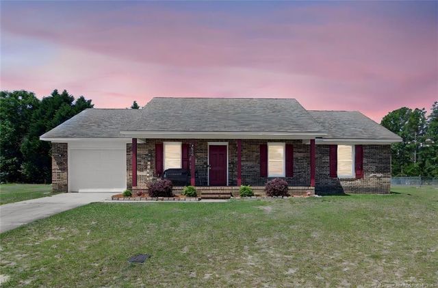 5410 Harding Drive, Hope Mills, NC 28348