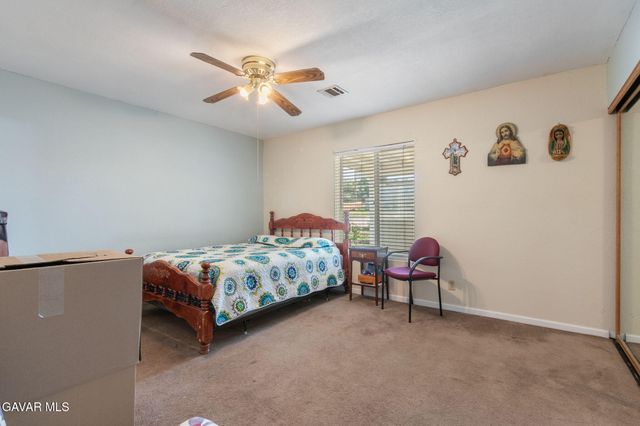 3746 E Avenue T8, Palmdale, CA 93550