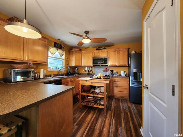 156 HANOVER Lane, Murphysboro, IL 62966