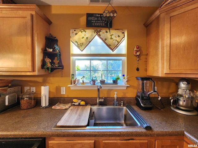 156 HANOVER Lane, Murphysboro, IL 62966