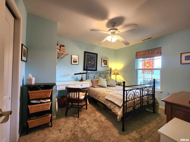 156 HANOVER Lane, Murphysboro, IL 62966