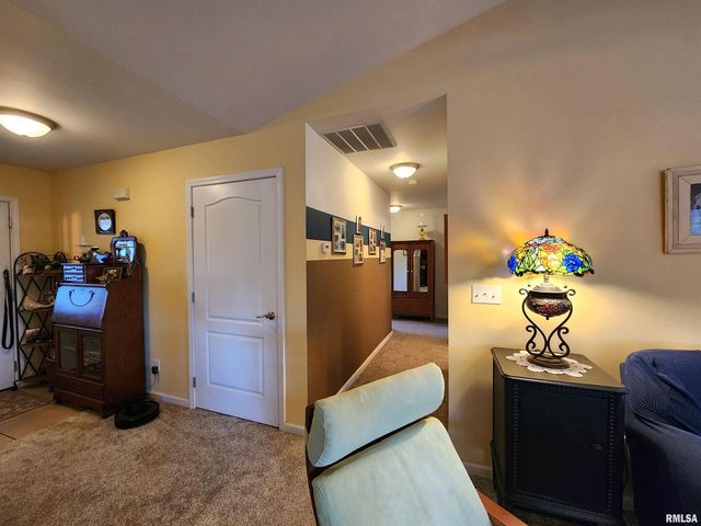 156 HANOVER Lane, Murphysboro, IL 62966