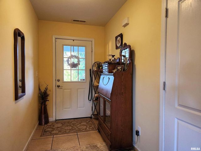 156 HANOVER Lane, Murphysboro, IL 62966